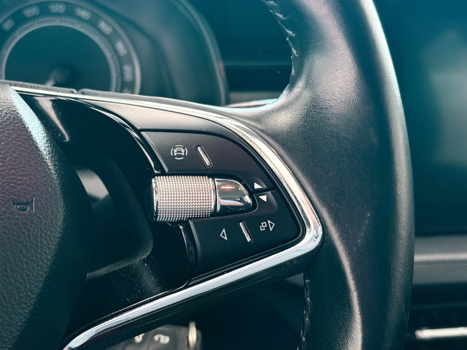 Skoda Kamiq 1,0 TSi 110 Tour de France 5d