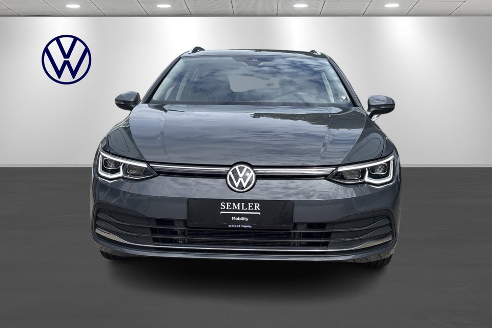 VW Golf VIII 1,5 eTSi 150 Style Variant DSG 5d