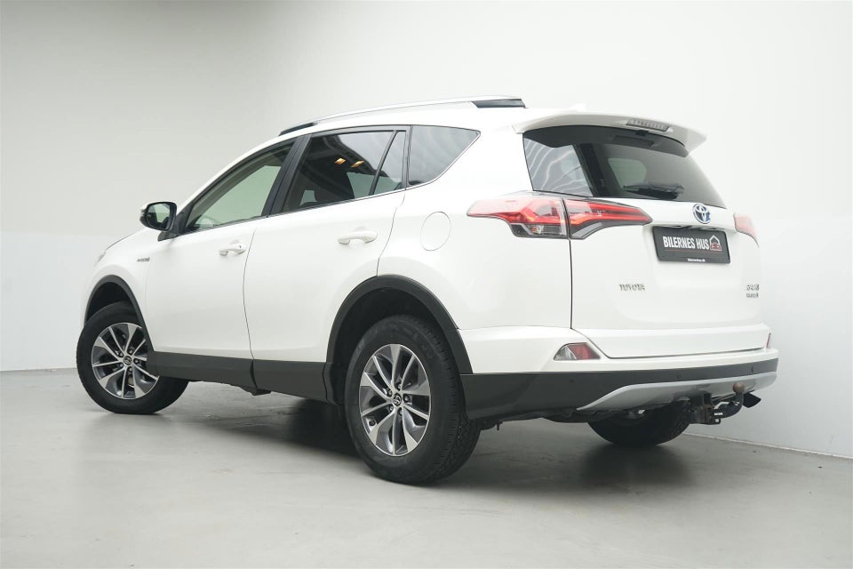 Toyota RAV4 2,5 Hybrid H3+ MDS 5d