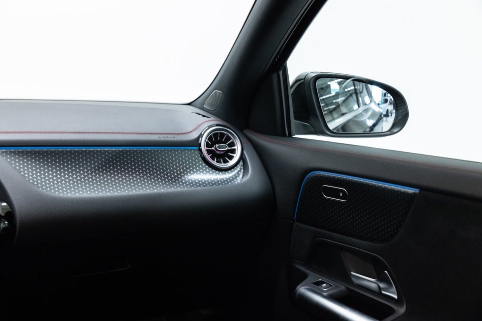 Mercedes EQA350 AMG Advance 4Matic 5d