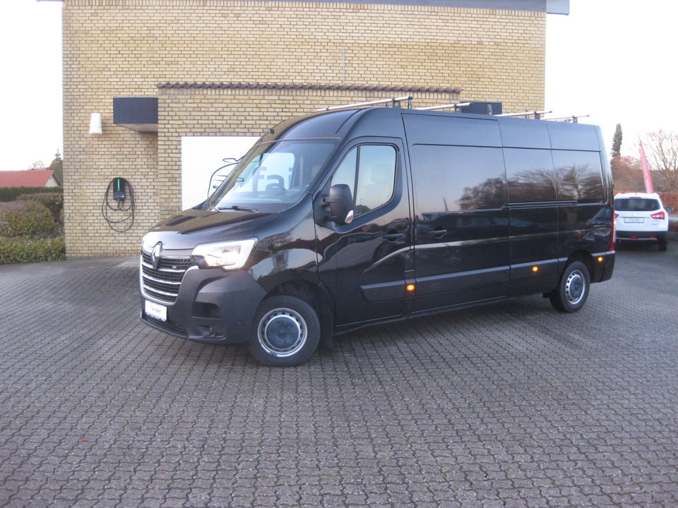 Renault Master IV T35 2,3 dCi 135 L3H2 Kassevogn