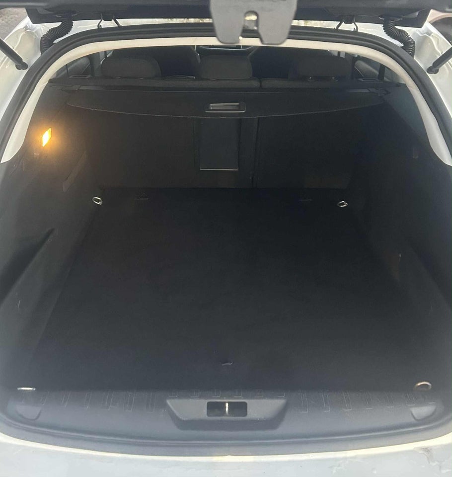 Peugeot 308 1,6 BlueHDi 120 Active SW 5d