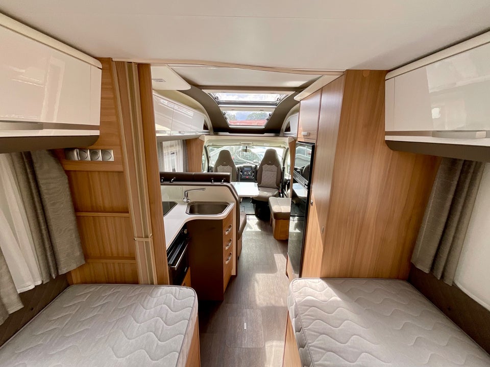 Fiat Adria 2,3 Coral Plus 670 SLT 3d