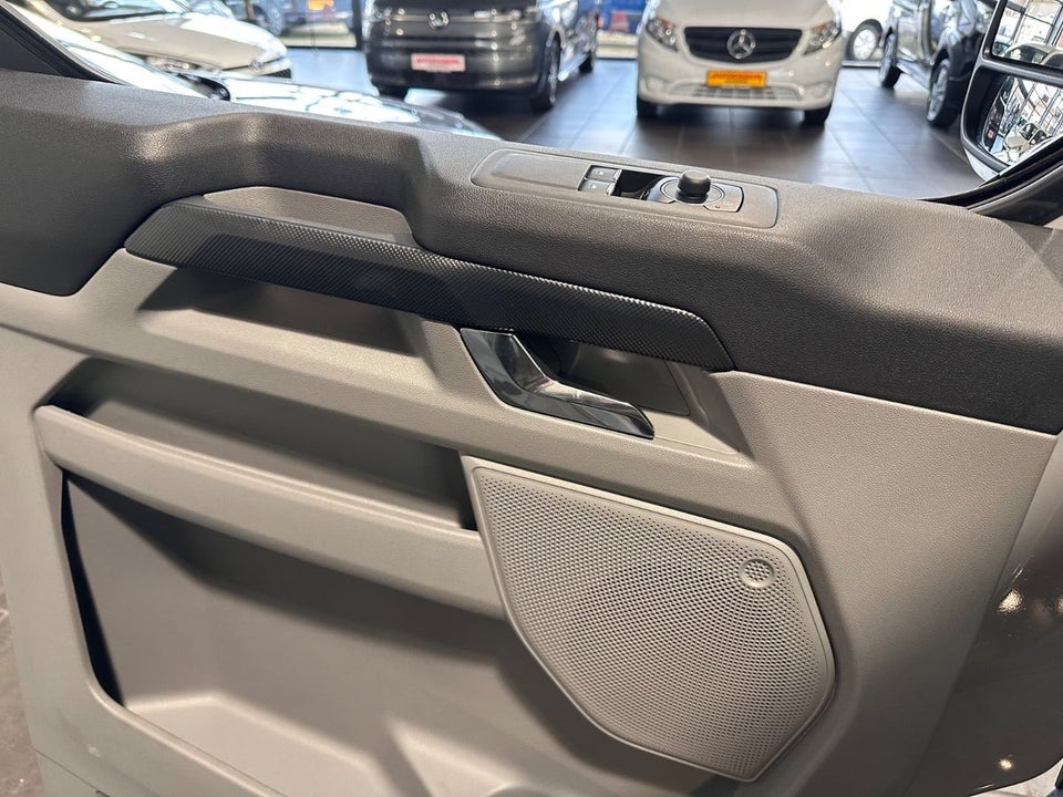 Ford E-Transit Custom 340L 64 Limited