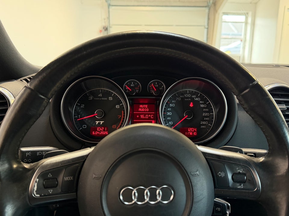 Audi TT 3,2 V6 Coupé quattro S-tr. 2d