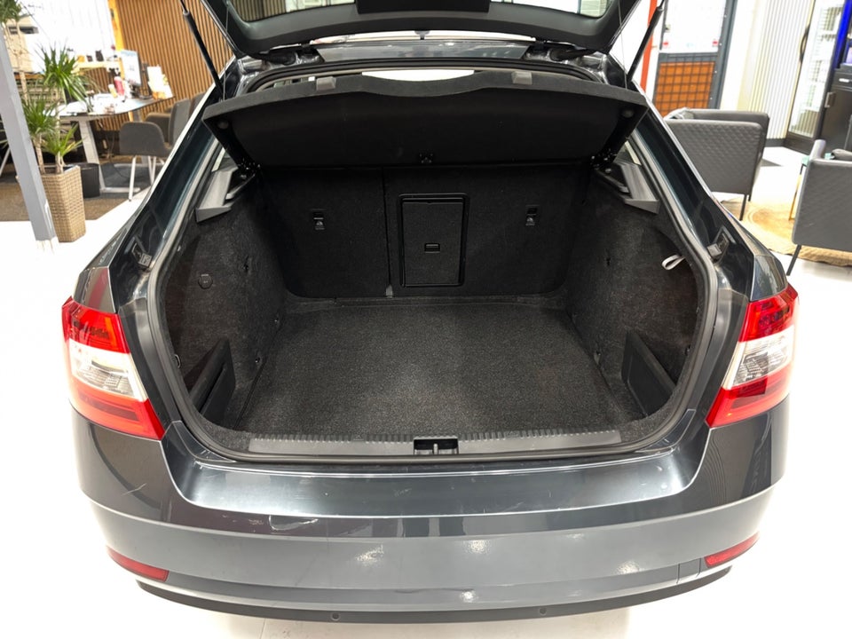 Skoda Octavia 1,6 TDi 115 Style DSG 5d