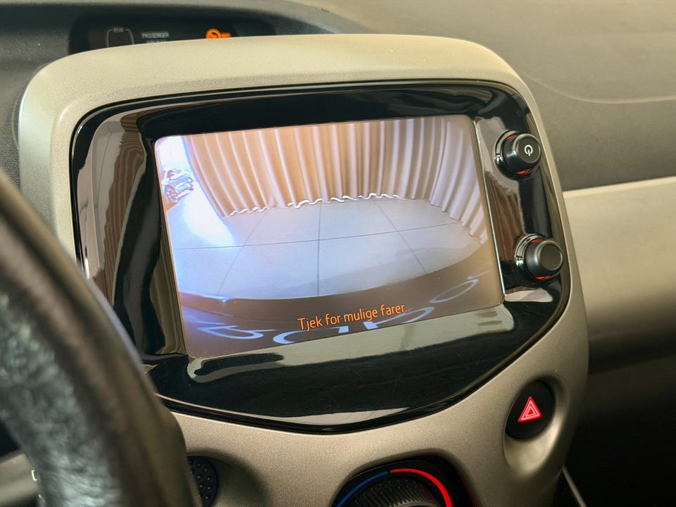 Toyota Aygo 1,0 VVT-i x-sky 5d