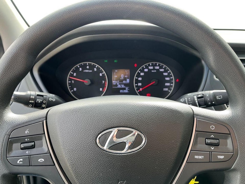 Hyundai i20 1,25 Trend 5d