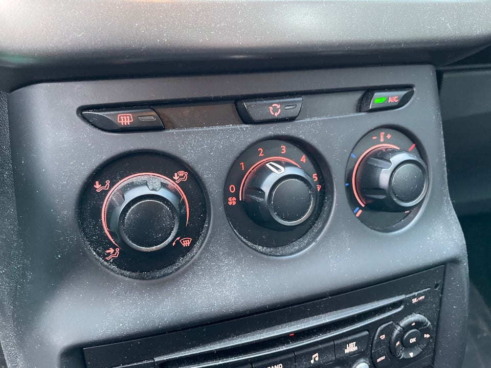 Citroën C3 1,2 VTi 82 Attraction 5d