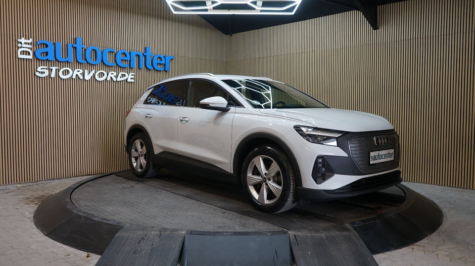 Audi Q4 e-tron 40  5d