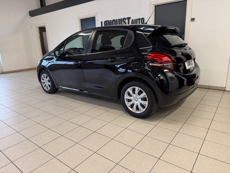 Peugeot 208 1,2 VTi 82 Active 5d