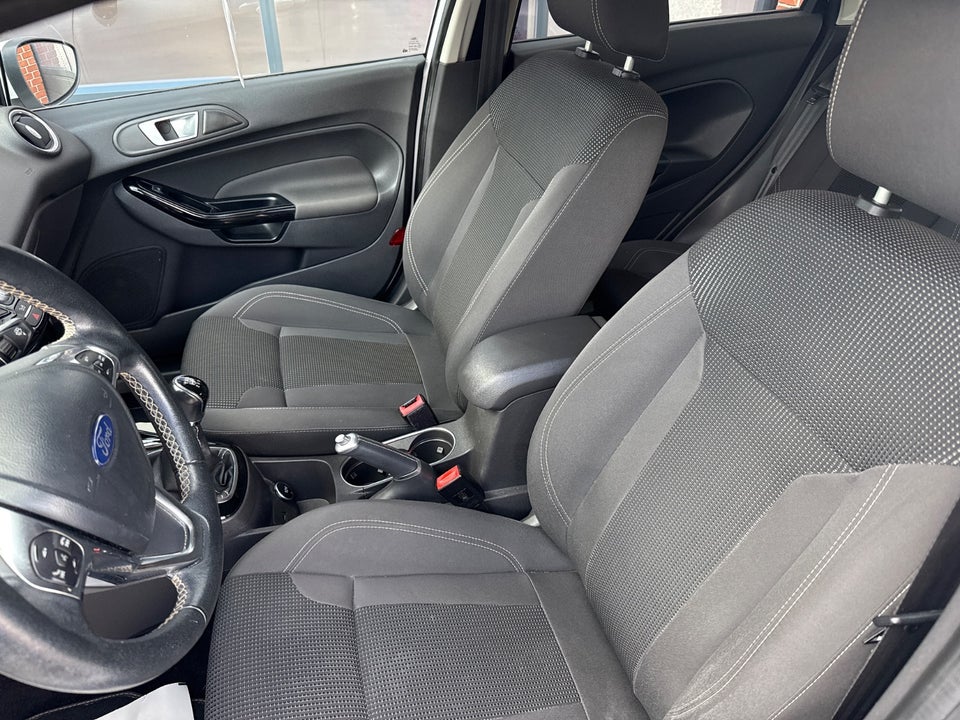 Ford Fiesta 1,0 EcoBoost Titanium 5d