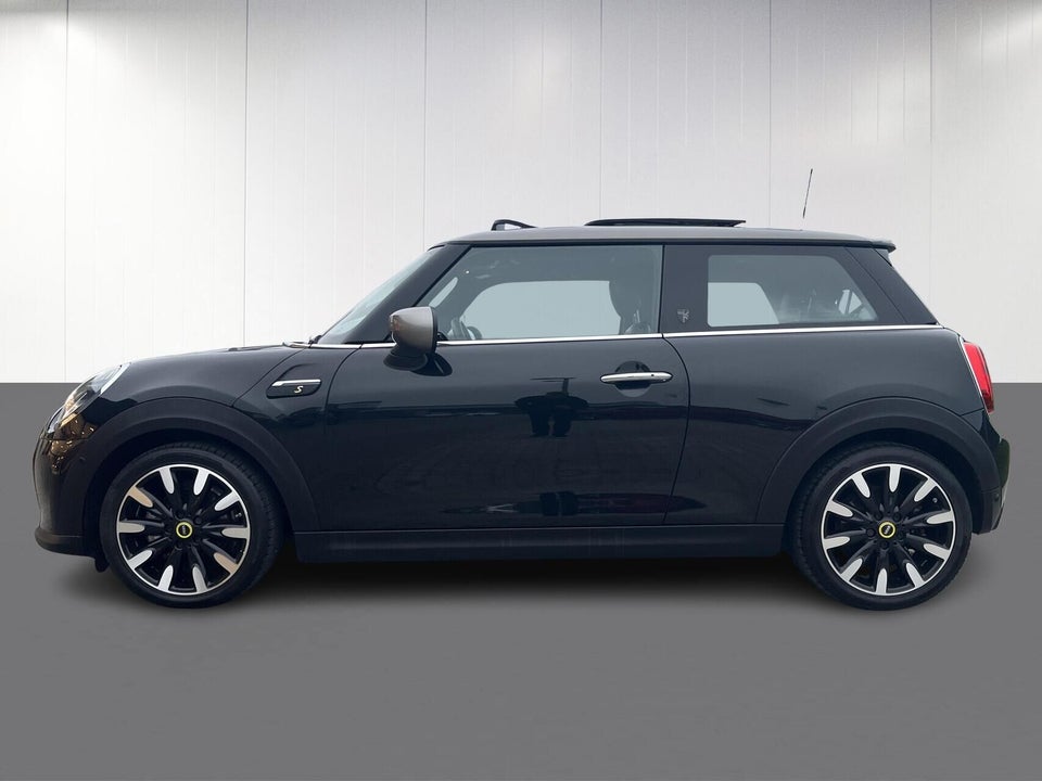MINI Cooper SE Younique Trim 3d