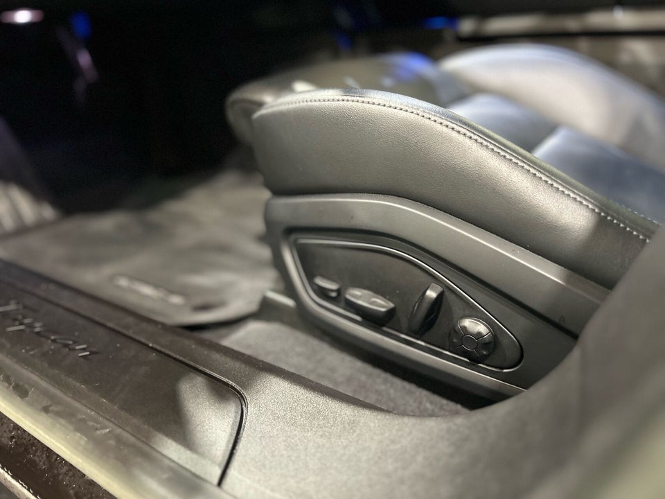 Porsche Taycan Performance+ Sport Turismo 5d