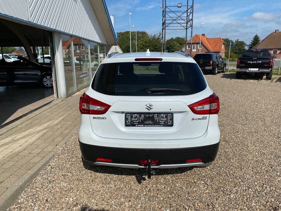 Suzuki S-Cross 1,0 Boosterjet Exclusive 5d