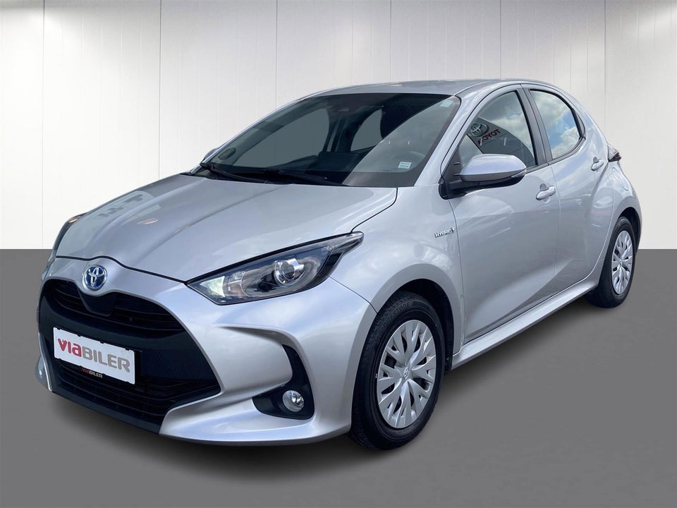 Toyota Yaris 1,5 Hybrid H3 e-CVT 5d