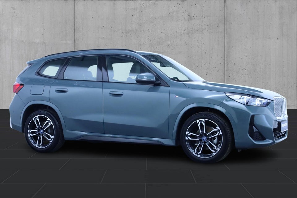 BMW iX1 eDrive20 M-Sport 5d