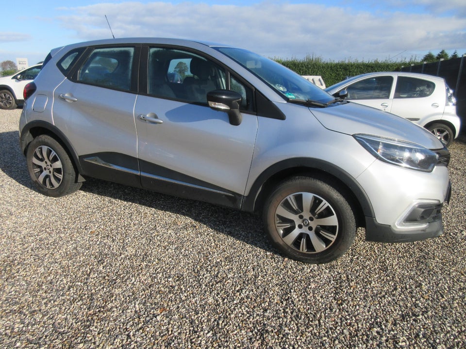 Renault Captur 1,2 TCe 120 Expression 5d