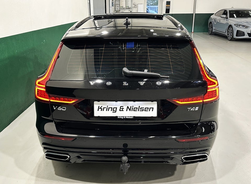 Volvo V60 2,0 T4 190 R-Design aut. 5d