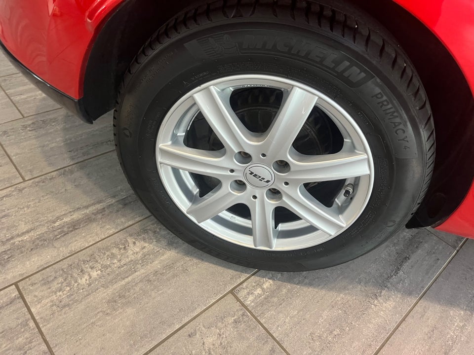 Renault Clio IV 0,9 TCe 90 Expression Sport Tourer 5d