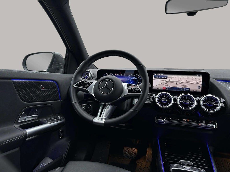 Mercedes EQA250+ Progressive 5d