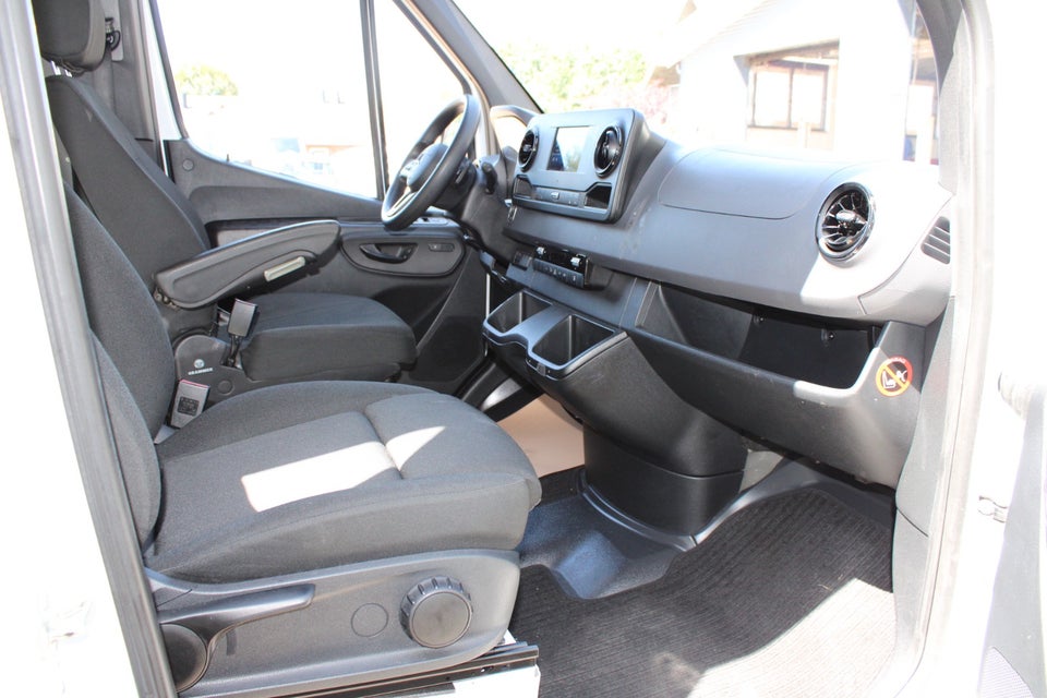 Mercedes Sprinter 317 2,0 CDi A3 Kassevogn aut. RWD