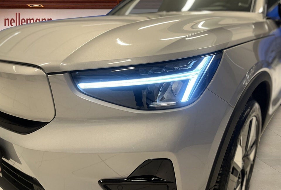 Volvo XC40 ReCharge Extended Range Plus 5d