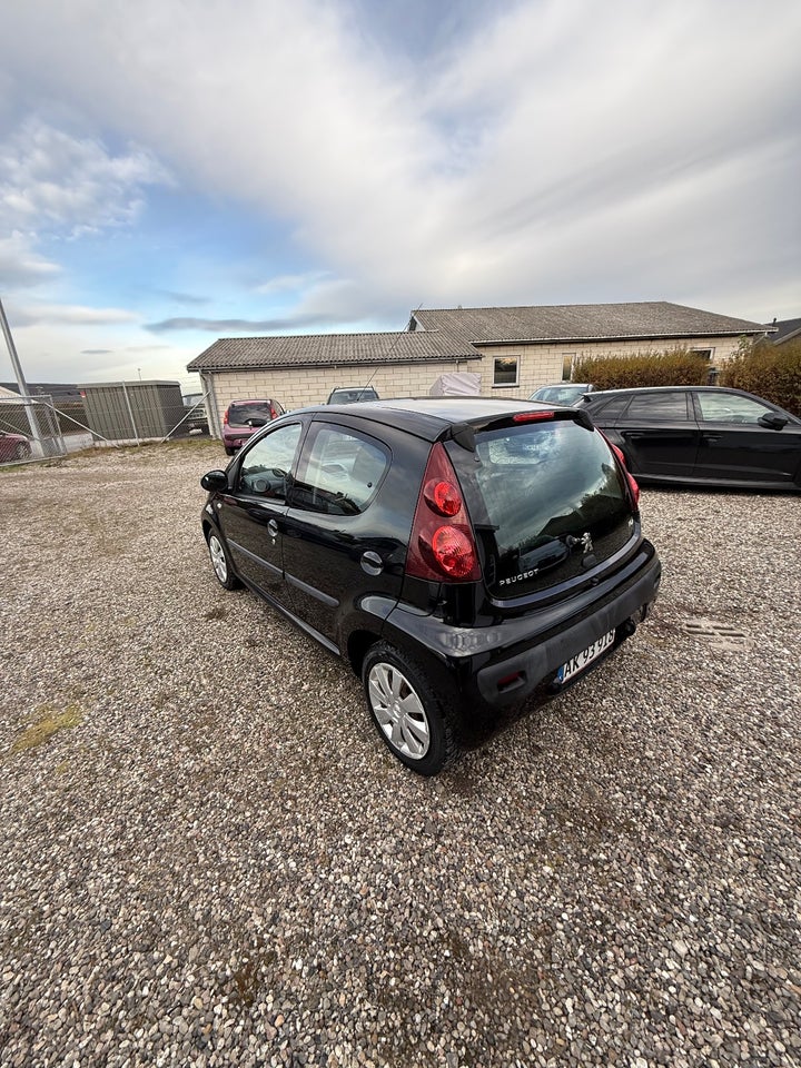 Peugeot 107 1,0 Active 5d