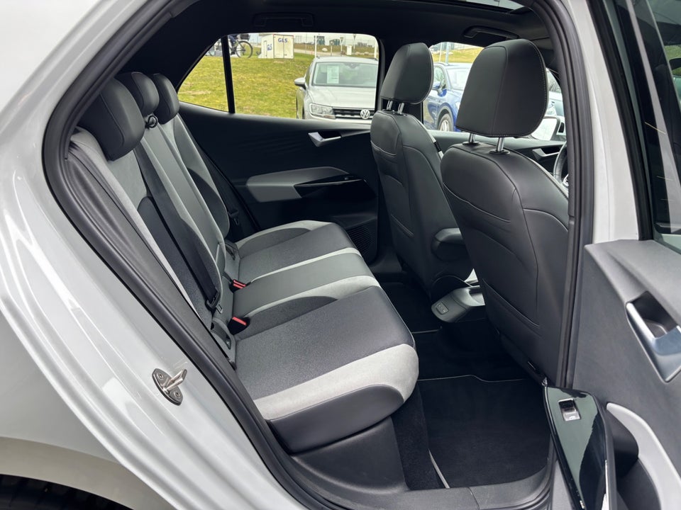 VW ID.3 58 Tech 5d
