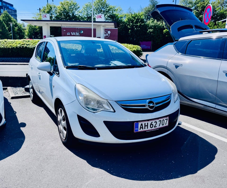 Opel Corsa 1,0 12V Enjoy 5d