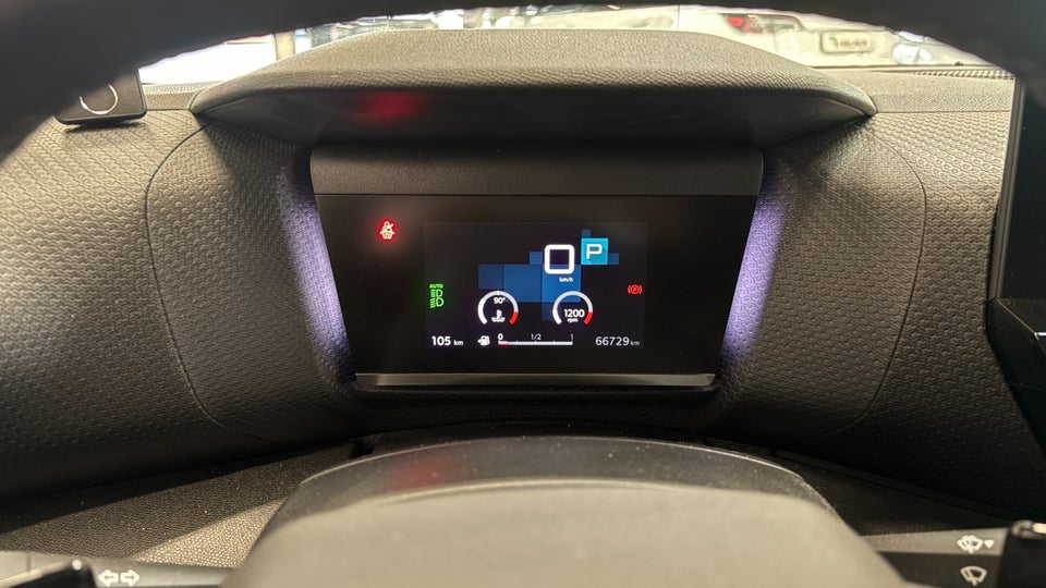 Citroën C4 1,2 PureTech 130 Shine EAT8 5d