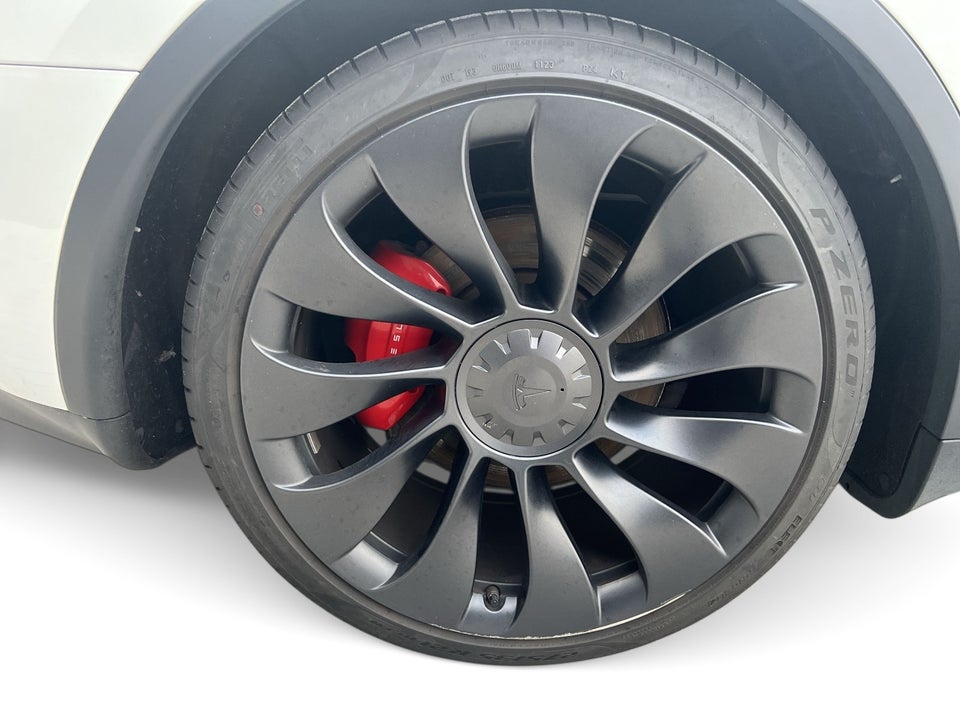 Tesla Model Y Performance AWD 5d