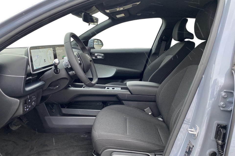 Hyundai Ioniq 6 77 Essential 4d