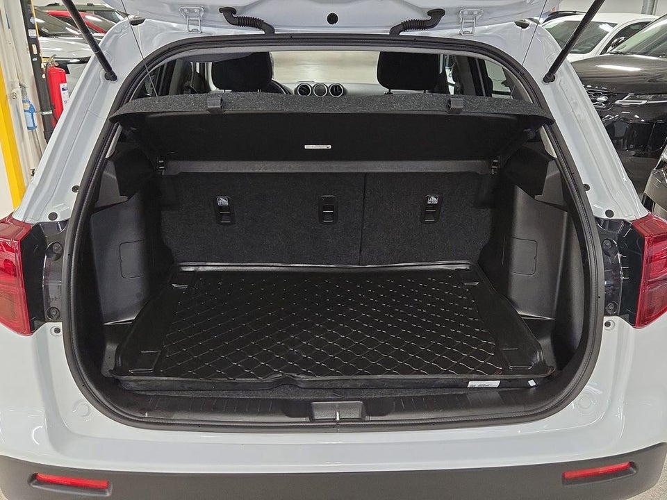 Suzuki Vitara 1,0 Boosterjet Active KUP aut. 5d