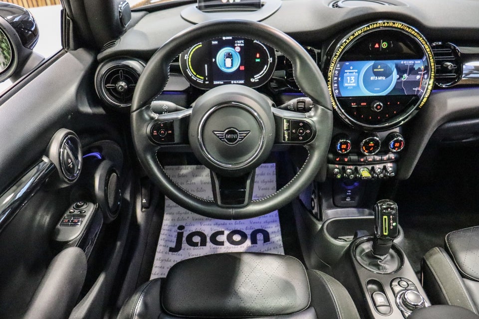 MINI Cooper SE Maximise 3d