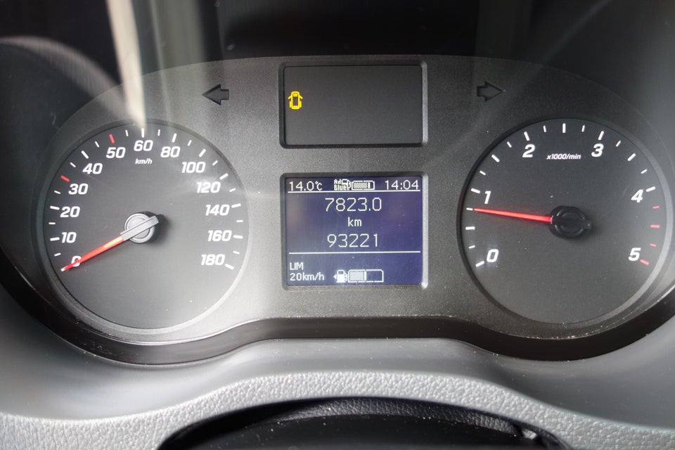 Mercedes Sprinter 516 2,2 CDi A2 Db.Kab RWD 4d