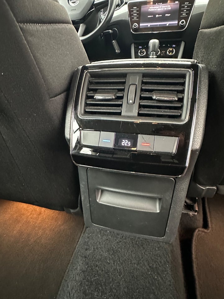 Skoda Superb 1,5 TSi 150 Ambition Combi DSG 5d