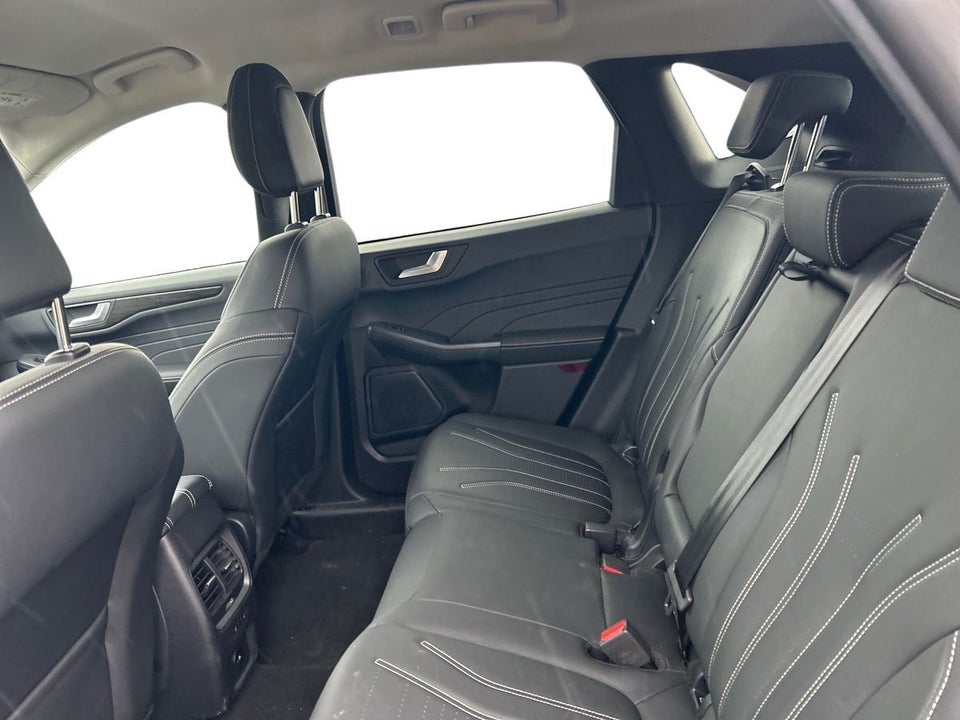 Ford Kuga 2,5 PHEV Vignale CVT 5d