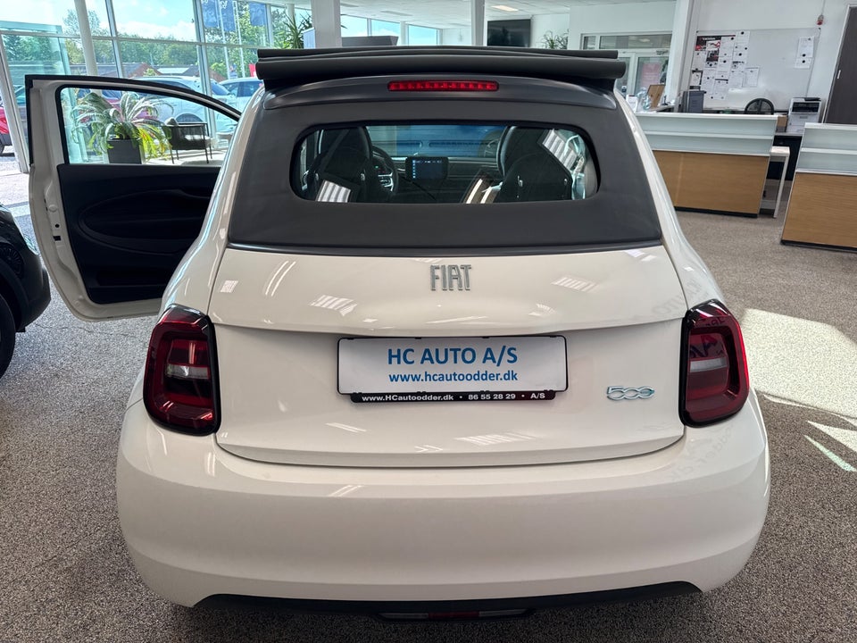 Fiat 500e 42 Icon Cabrio 2d