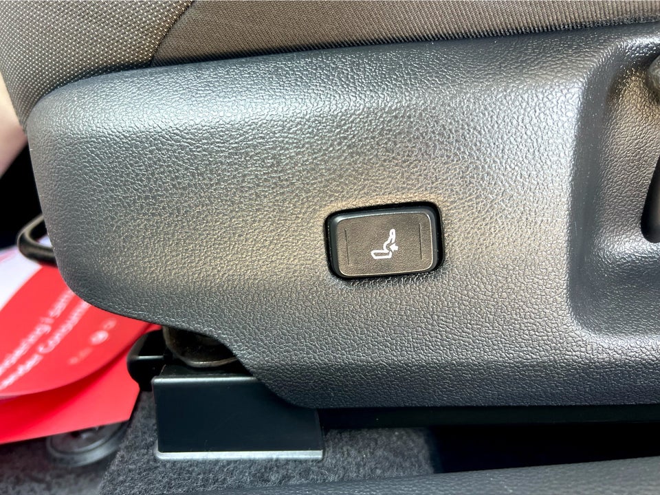 Toyota Corolla 1,8 Hybrid H3 MDS 5d