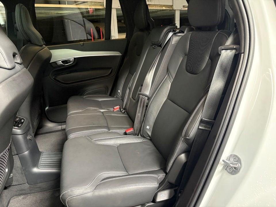 Volvo XC90 2,0 T8 ReCharge Ultimate Dark aut. AWD 7prs 5d