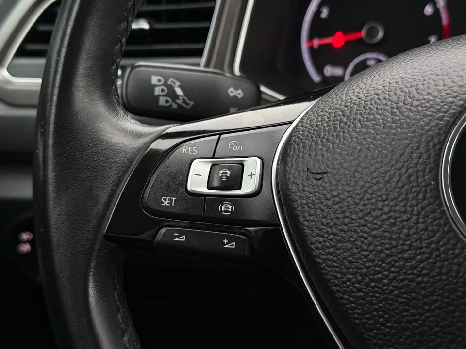 VW T-Roc 1,0 TSi 115 Style 5d