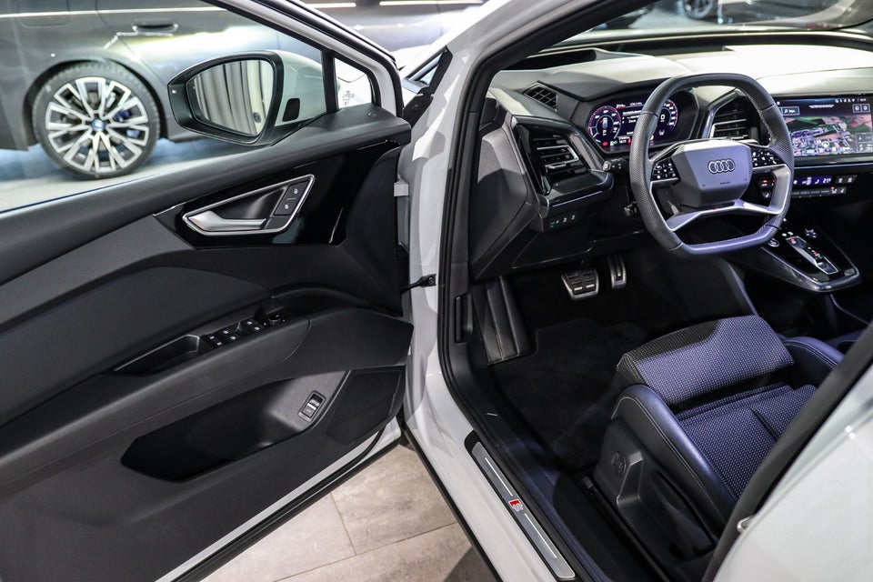 Audi Q4 e-tron 45 edition S-line 5d