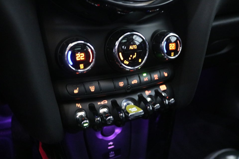 MINI Cooper SE Edition Premium Plus 3d