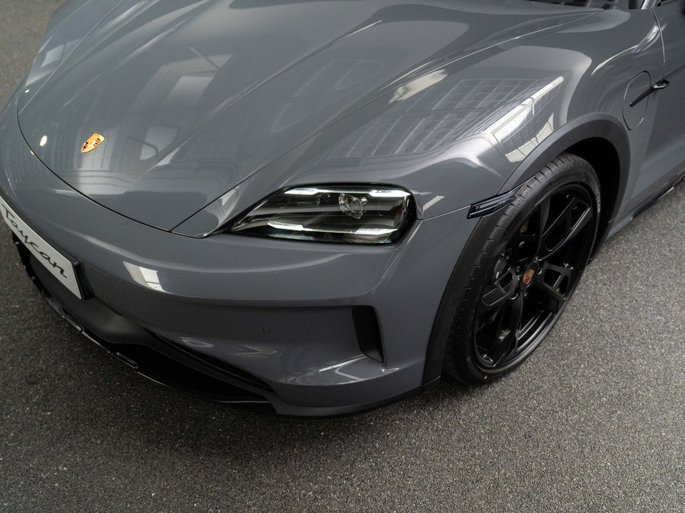 Porsche Taycan 4 Performance+ Cross Turismo 5d