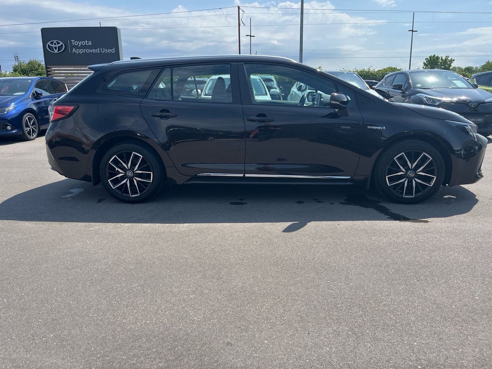Toyota Corolla 1,8 Hybrid H3 Smart Touring Sports MDS 5d