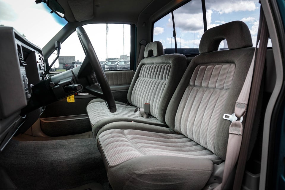 Chevrolet C1500 V8 Pick-up 2d