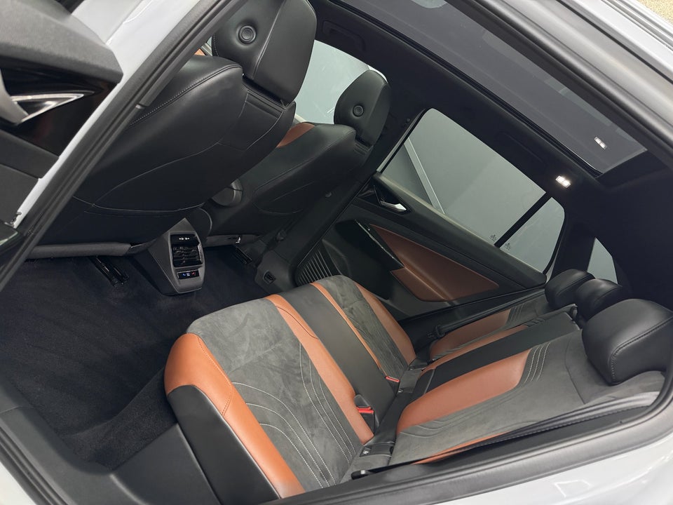 VW ID.4 77 Pro Performance Tech 5d