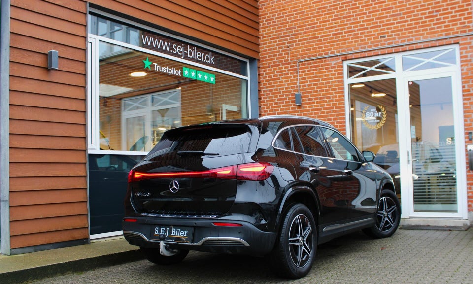 Mercedes EQA250+ AMG Advance Plus 5d