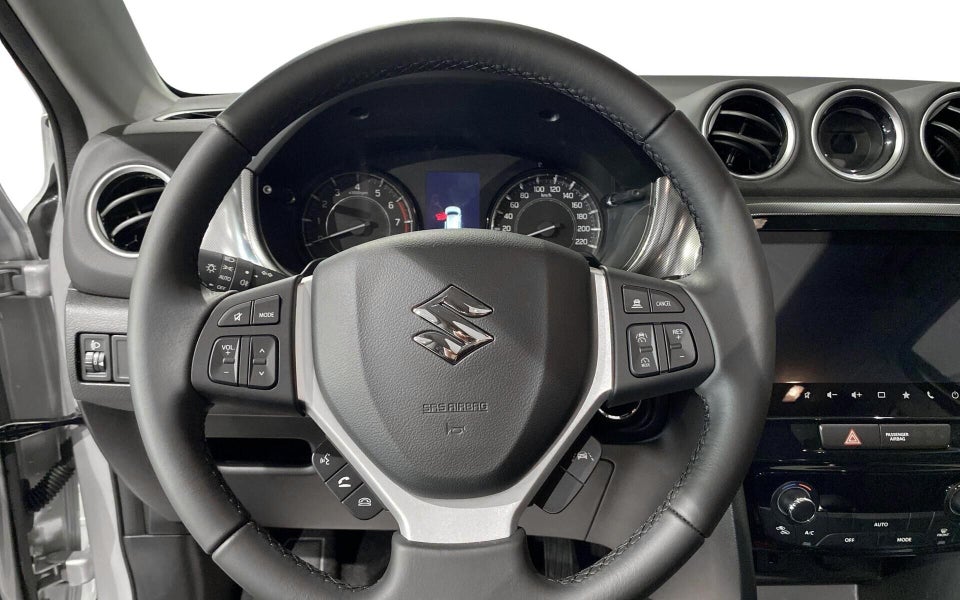 Suzuki Vitara 1,4 mHybrid Adventure aut. 5d
